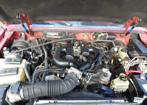 1998 Ford Explorer Eddie Bauer/Limited/Xl/Xlt z USA, uszkodzony, nr VIN 1FMZU32E9WUC68645